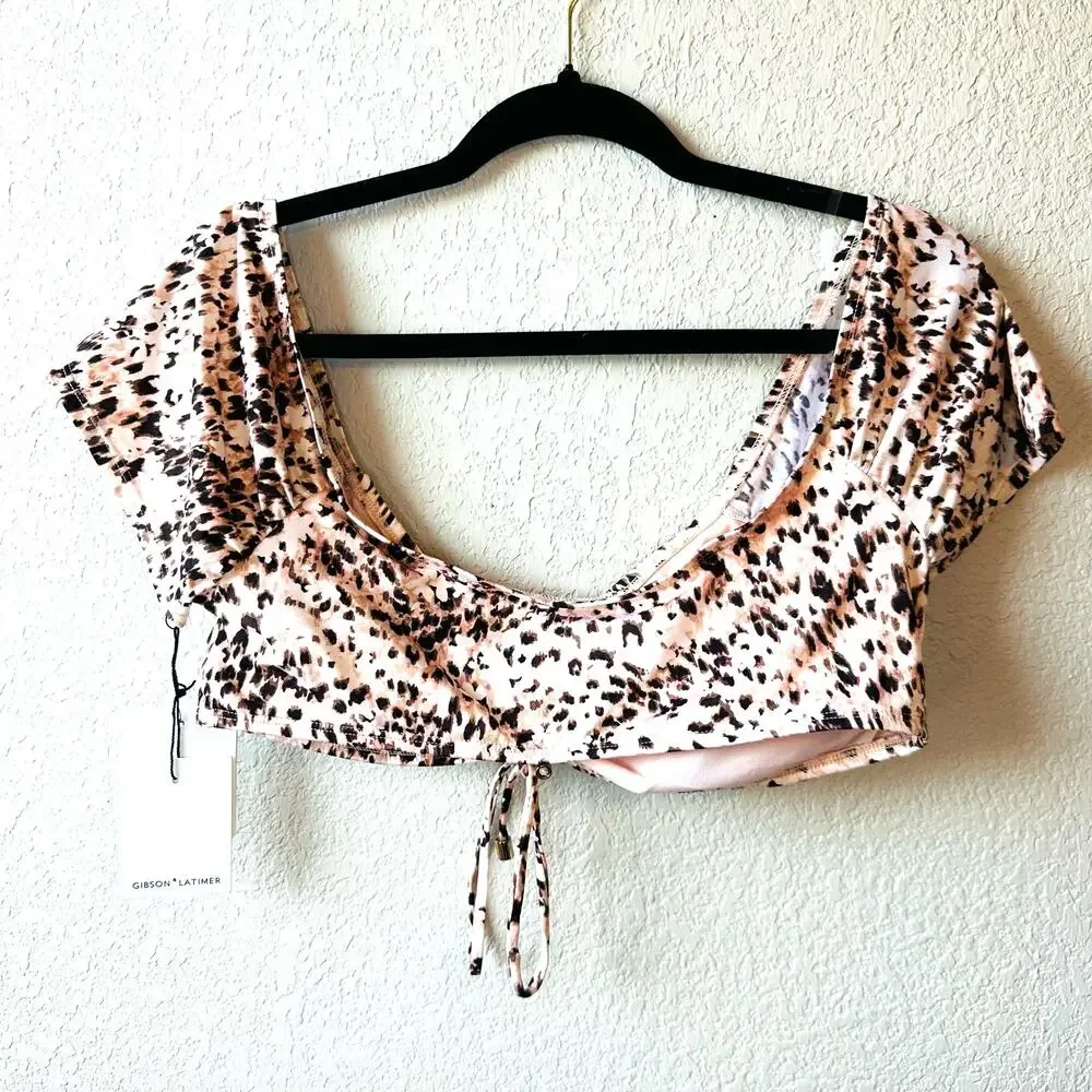 Gibson Latimer 2 Piece Swim suite Medium - Picture 2 of 5